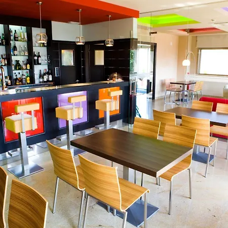 Royal Nayef Πόρτο Νόβο