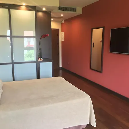 Royal Nayef 4* Portonovo