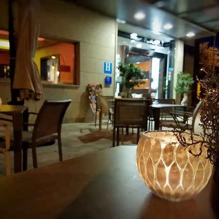 Ξενοδοχείο Royal Nayef 4*