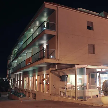 Royal Nayef Ξενοδοχείο Πόρτο Νόβο