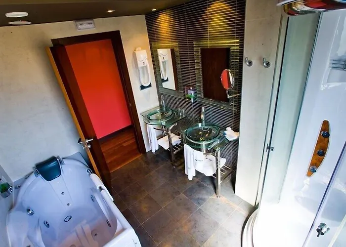 Отель Royal Nayef Портоново