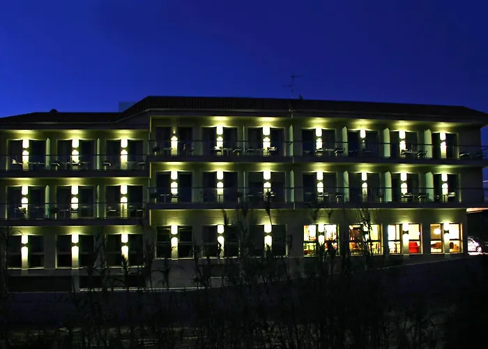 Royal Nayef Портоново