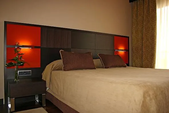 Royal Nayef Hotel 4*